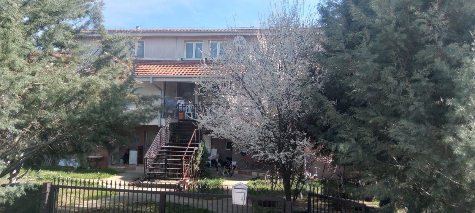 Се продава куќа во нас. Бардовци