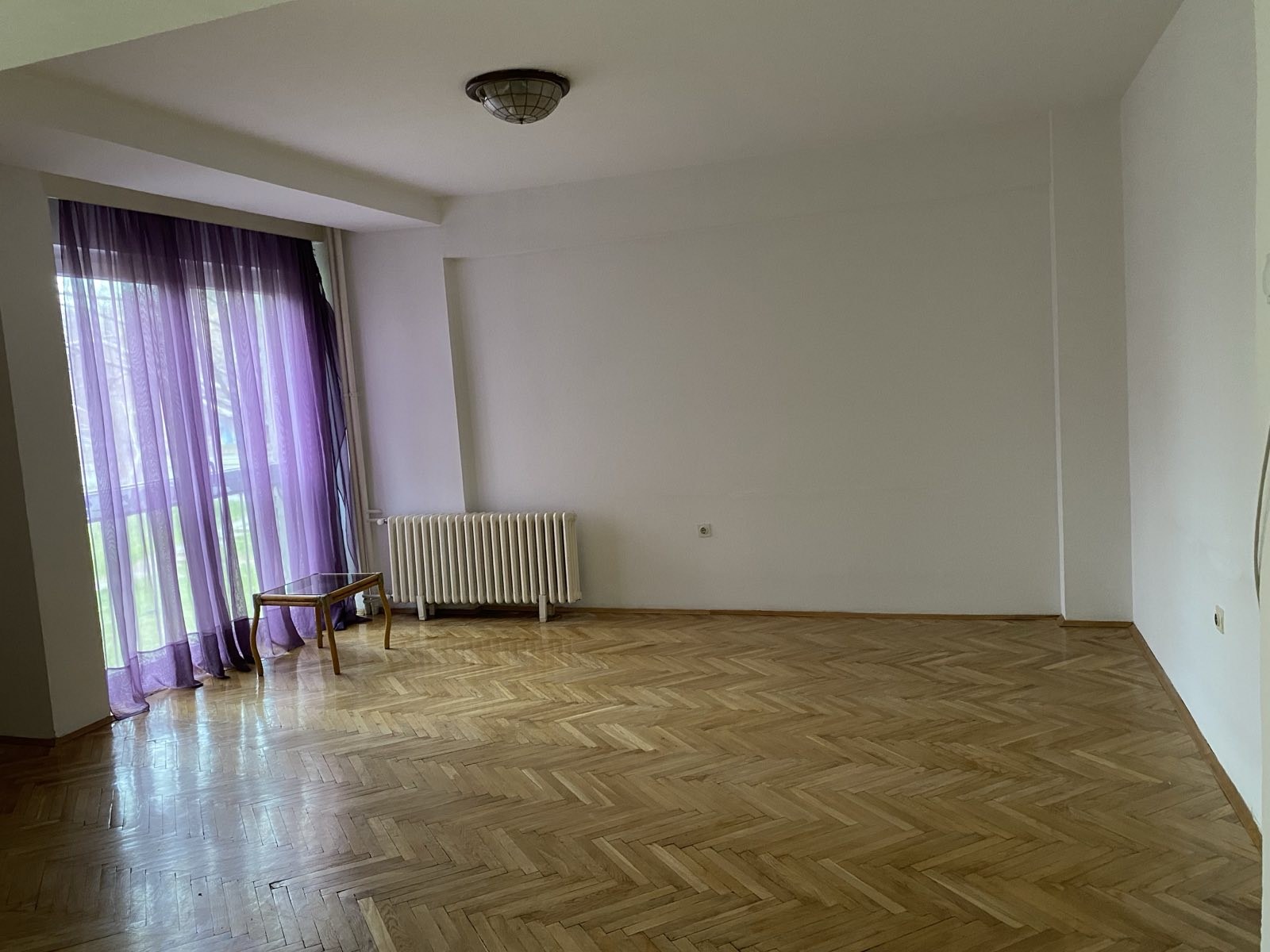 Се продава стан во Карпош 4